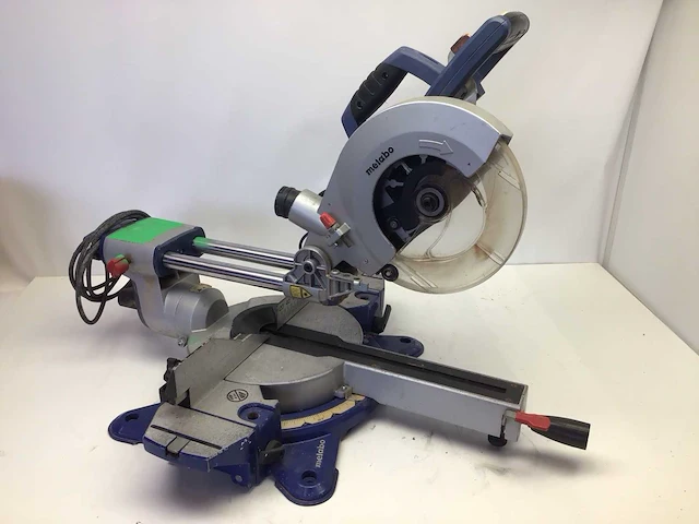 Metabo kgs 216 afkortzaag - afbeelding 3 van  5
