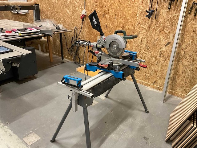 Metabo kgs 254 m radiaalafkortzaagmachine - afbeelding 1 van  6