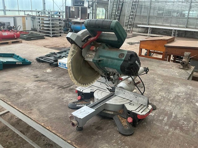 Metabo kgs 254m afkortcirkelzaagmachine - afbeelding 1 van  6
