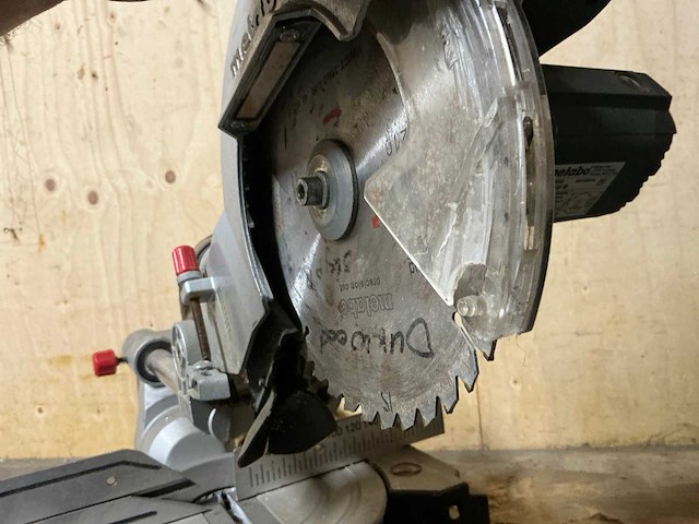 Metabo kgs216m afkortcirkelzaagmachine - afbeelding 3 van  8