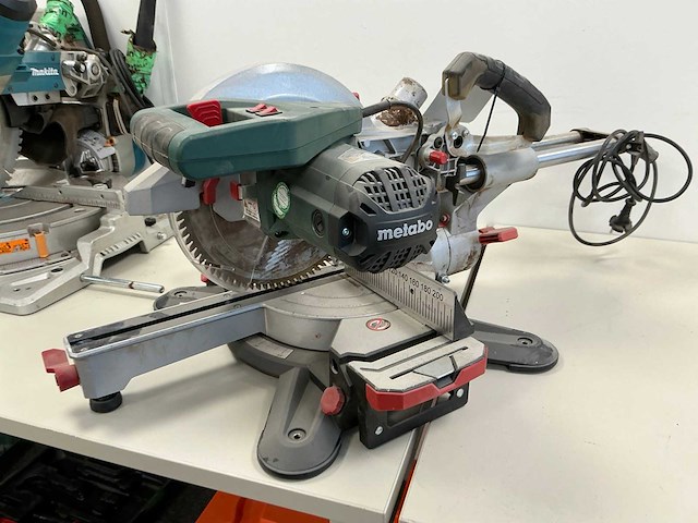 Metabo kgs254m afkortcirkelzaagmachine - afbeelding 1 van  10