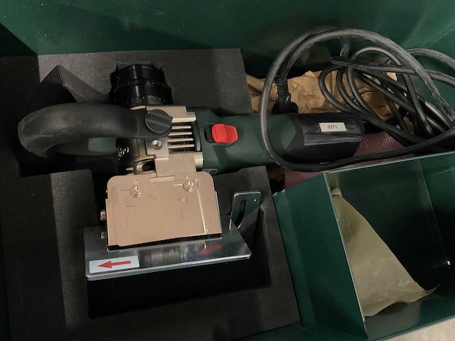 Metabo kmf 15-10 f kantenfreesmachine - afbeelding 2 van  2