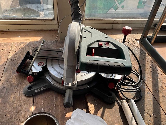 Metabo ks 216 m afkortcirkelzaagmachine - afbeelding 2 van  3