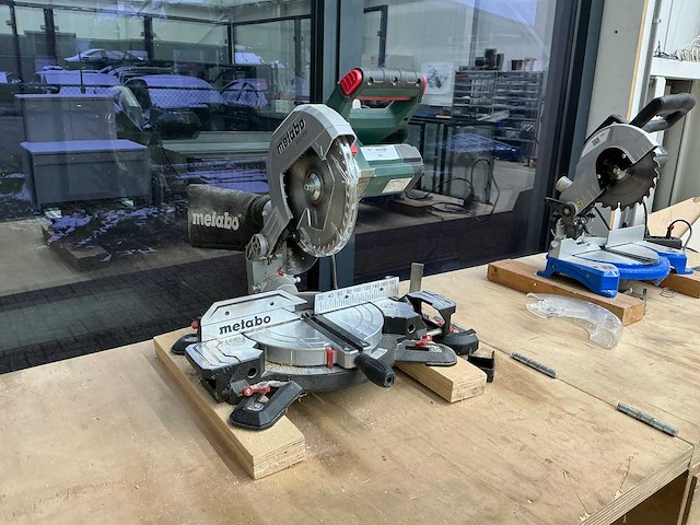 Metabo ks 216 m afkortzaag - afbeelding 1 van  4