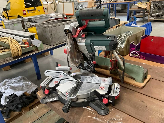 Metabo ks216m afkortcirkelzaagmachine - afbeelding 1 van  8