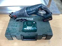 Metabo reciprozaag incl. 18v 5.2a accu + acculader + koffer - afbeelding 1 van  11