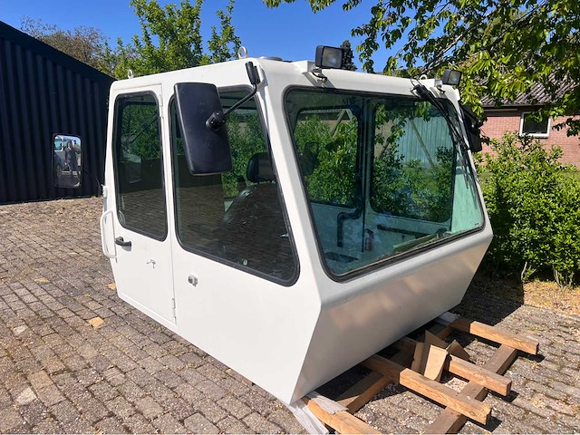 Metagro avt cabine - afbeelding 2 van  13