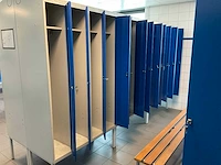 Metal, blika kleedkamer lockers en banken (31x) - afbeelding 31 van  34