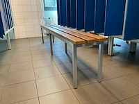 Metal, blika kleedkamer lockers en banken (31x) - afbeelding 30 van  34