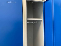 Metal kleedkamer lockers en banken (13x) - afbeelding 19 van  27