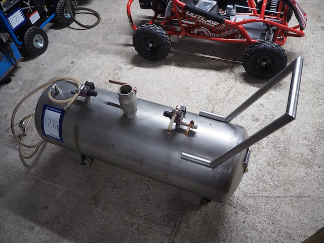 Metal products - afbeelding 2 van  8