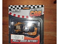 Metal pull back car vanaf 3 jaar - afbeelding 3 van  3