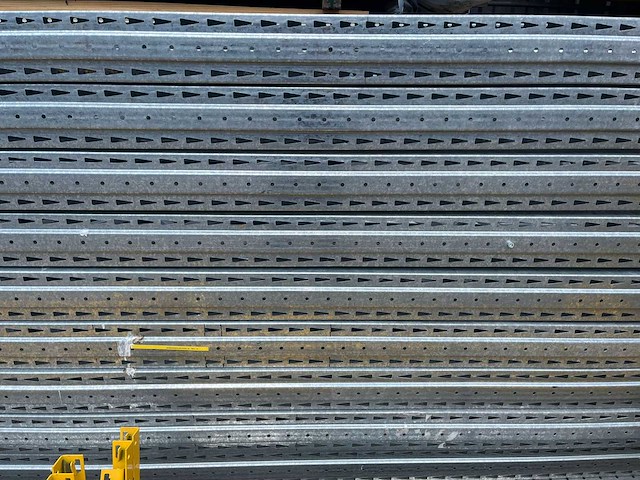Metal sistem - inrijstelling 60 europallet plaatsen - afbeelding 8 van  16