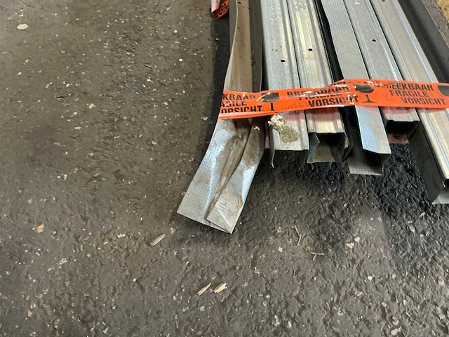 Metal stud 45x4000 mm (12x) - afbeelding 4 van  8