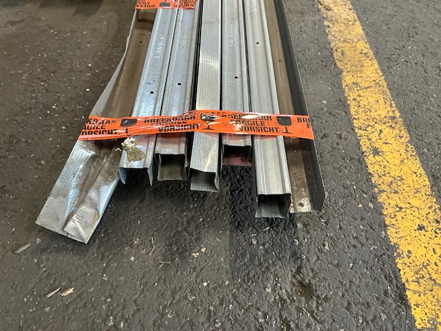 Metal stud 45x4000 mm (12x) - afbeelding 5 van  8