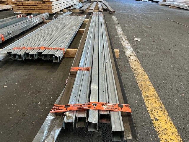 Metal stud 45x4000 mm (12x) - afbeelding 6 van  8