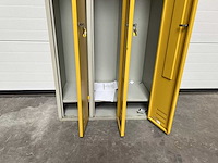 Metalen 3-deurs lockerkast (2x) - afbeelding 5 van  6