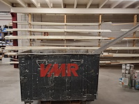 Metalen afvalcontainer met inhoud - afbeelding 1 van  5