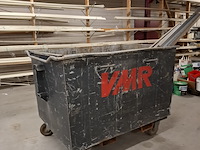 Metalen afvalcontainer met inhoud - afbeelding 2 van  5