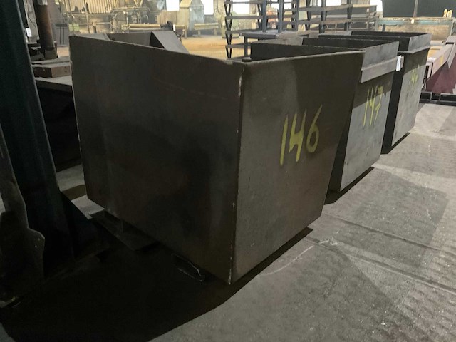 Metalen bak - afbeelding 3 van  4