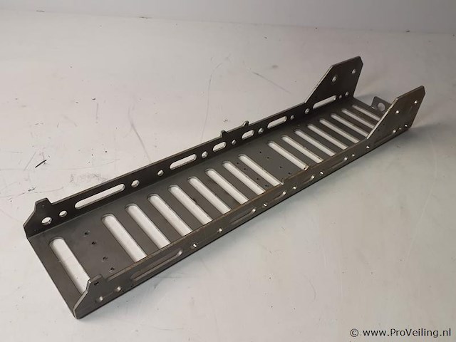 Metalen beugel, afm. ca. 63x13x9 cm - afbeelding 1 van  1