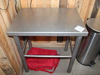 Metalen bijzettafel, afm. 70 x 50 x 75 cm. - afbeelding 2 van  2