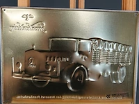 Metalen blechschild van de brauerei frankenheim met een afbeelding van een historisch bezorgvoertuig lkw von brauerei frankenheim - afbeelding 6 van  6