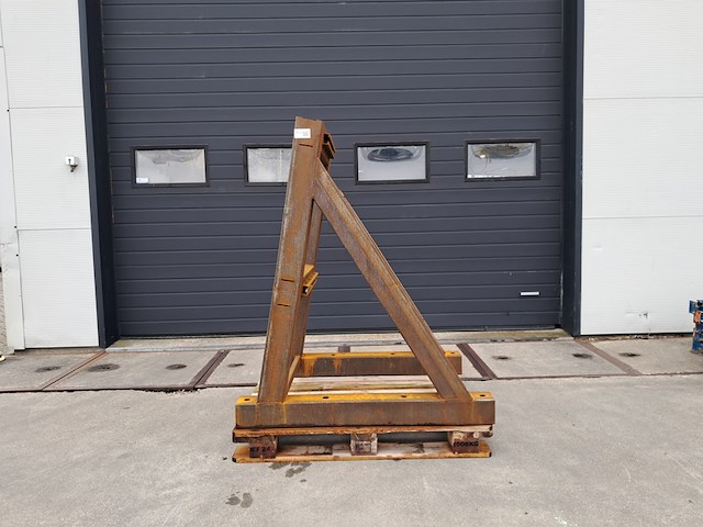 Metalen bok - afbeelding 1 van  8