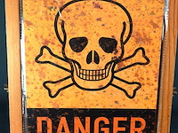 Metalen bord danger - afbeelding 1 van  1