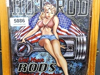 Metalen bord hot rod