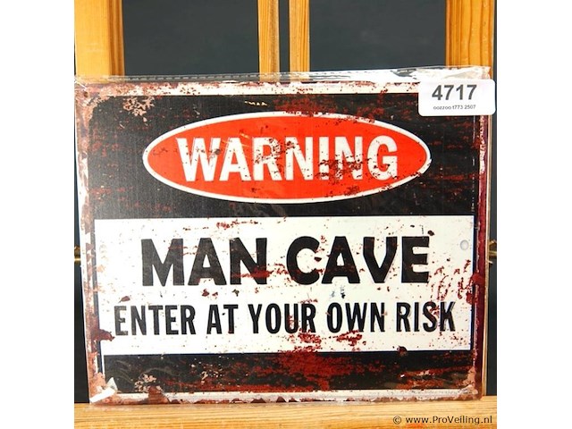 Metalen bord man cave - afbeelding 1 van  1