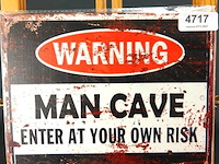 Metalen bord man cave - afbeelding 1 van  1