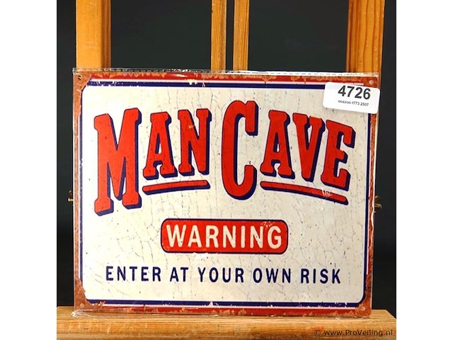 Metalen bord man cave - afbeelding 1 van  1