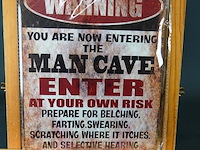 Metalen bord mancave - afbeelding 1 van  5