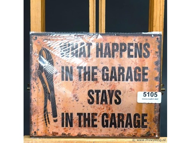 Metalen bord what happens - afbeelding 1 van  1