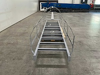 Metalen buitentrap (2x) - afbeelding 2 van  6