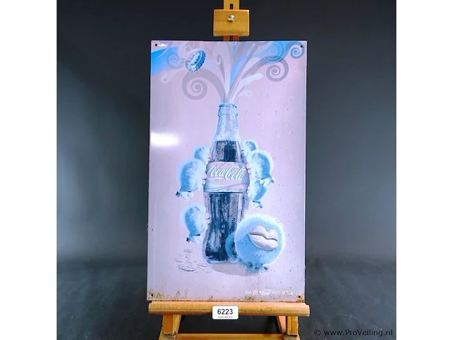 Metalen coca-cola verzamelbord met een afbeelding uit de reclamecampagne "the happiness factory" - afbeelding 1 van  5