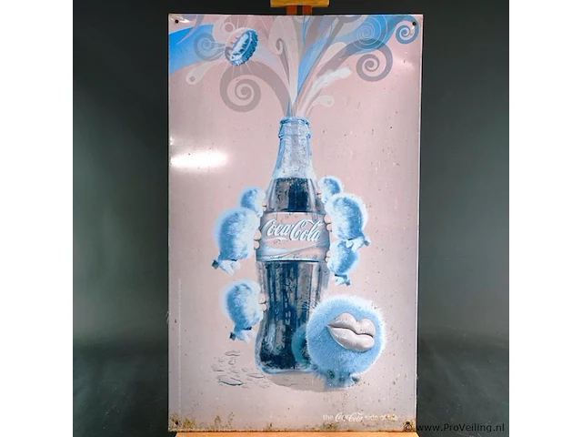 Metalen coca-cola verzamelbord met een afbeelding uit de reclamecampagne "the happiness factory" - afbeelding 2 van  5