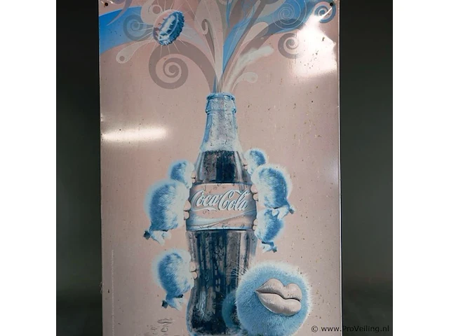 Metalen coca-cola verzamelbord met een afbeelding uit de reclamecampagne "the happiness factory" - afbeelding 3 van  5