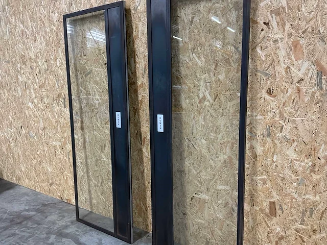 Metalen deuren met glas - afbeelding 5 van  14