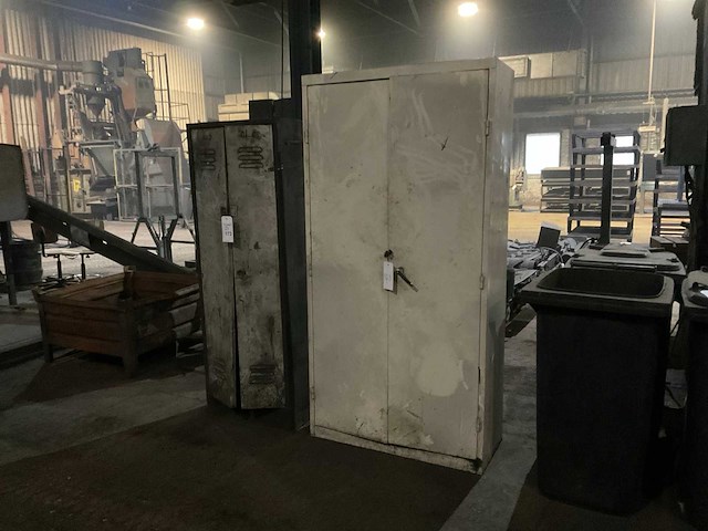 Metalen dossierkast (2x) - afbeelding 2 van  4