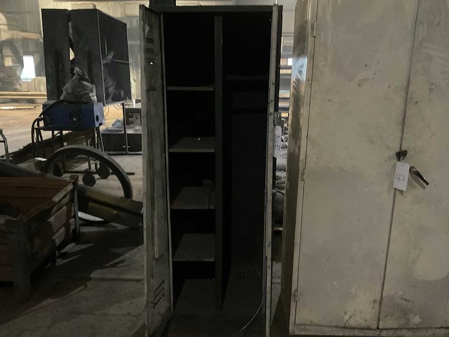 Metalen dossierkast (2x) - afbeelding 3 van  4