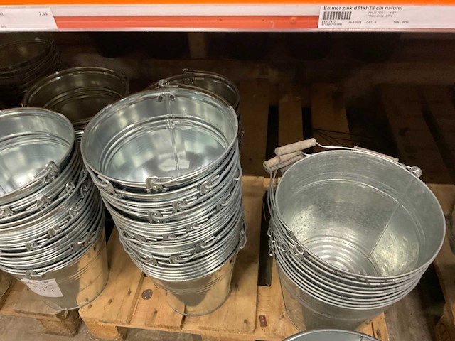 Metalen emmers - afbeelding 8 van  21