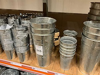 Metalen emmers - afbeelding 19 van  21