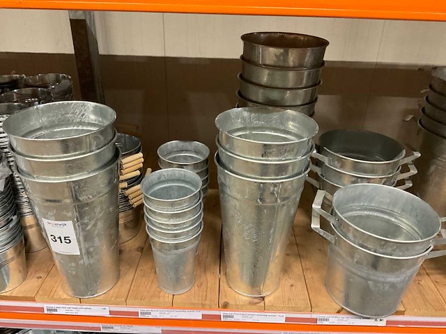 Metalen emmers - afbeelding 21 van  21