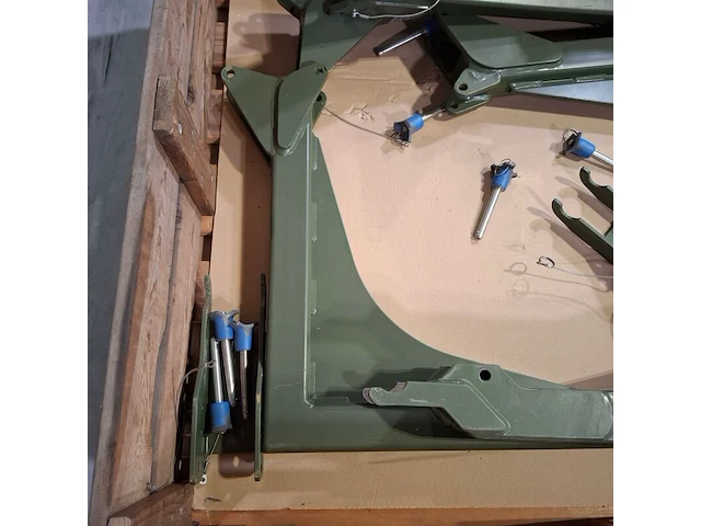 Metalen frame in onderdelen, maschinenbau eggerstorfer - afbeelding 4 van  8