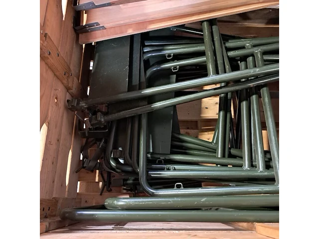 Metalen frames en 2x monteurskar - afbeelding 7 van  9