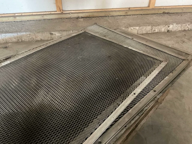 Metalen gaaspanelen - afbeelding 3 van  3