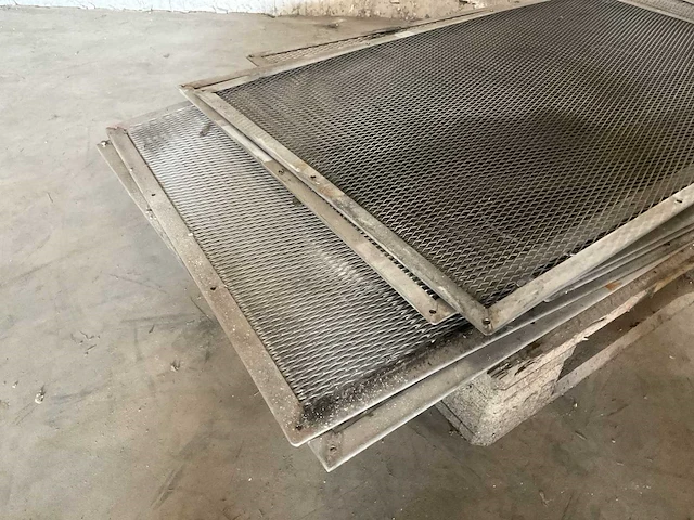 Metalen gaaspanelen - afbeelding 2 van  3