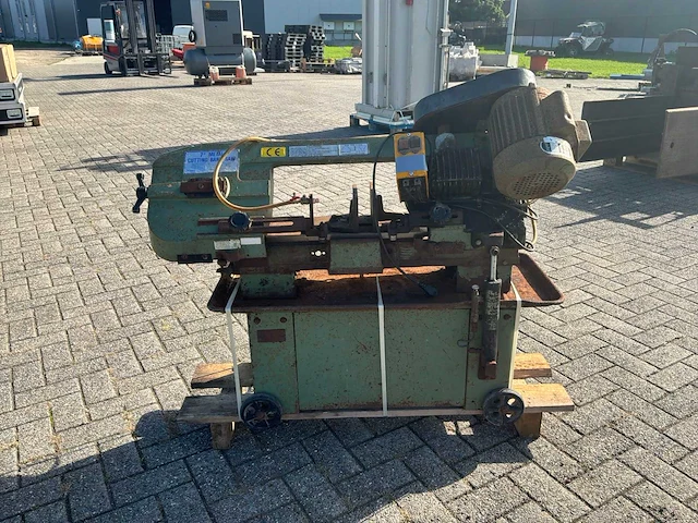 Metalen horizontale bandzaagmachine - afbeelding 7 van  14